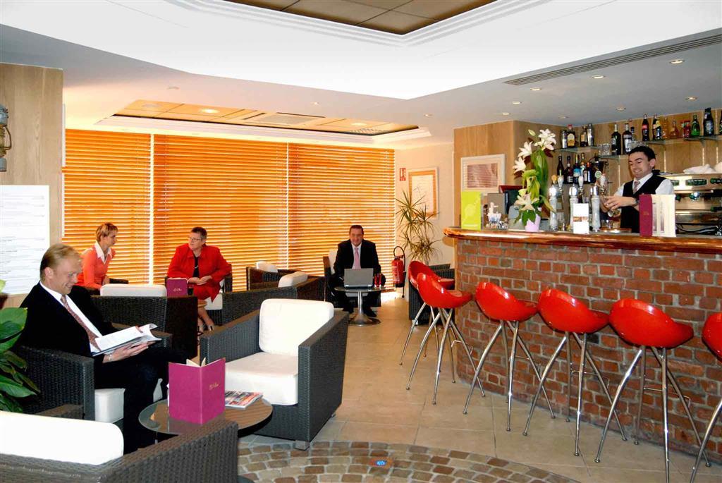 Mercure Abbeville Centre - Porte De La Baie De Somme Eksteriør billede