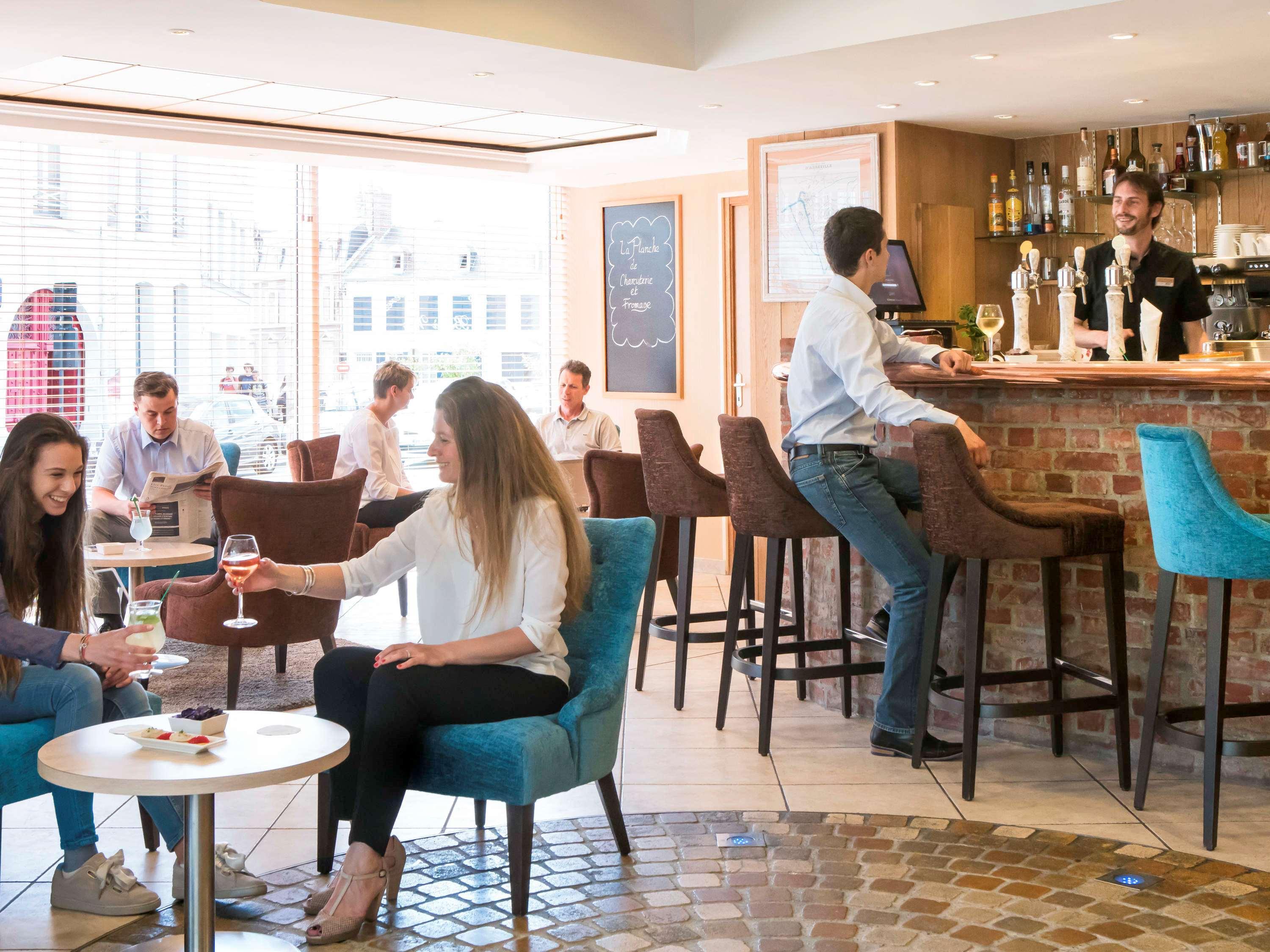 Mercure Abbeville Centre - Porte De La Baie De Somme Eksteriør billede