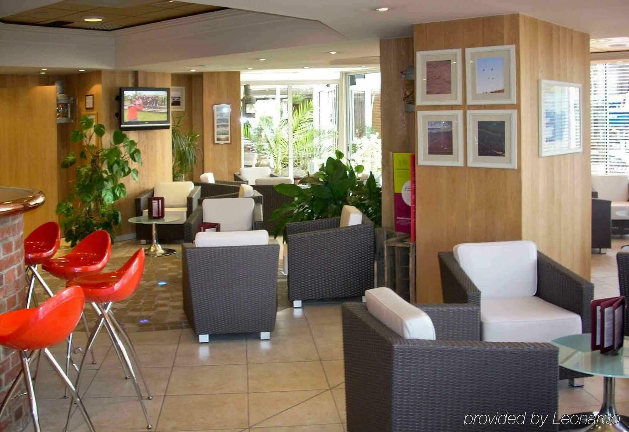 Mercure Abbeville Centre - Porte De La Baie De Somme Eksteriør billede