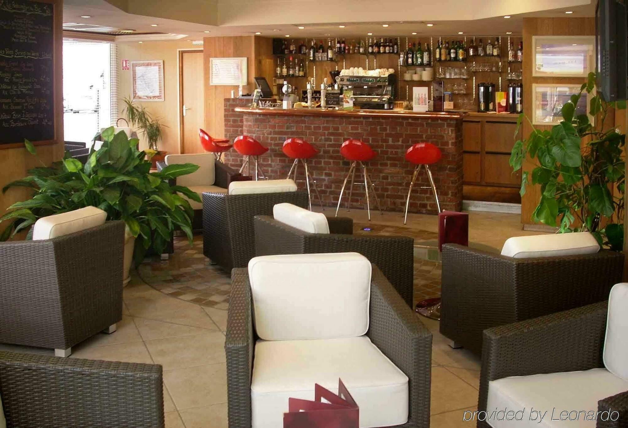 Mercure Abbeville Centre - Porte De La Baie De Somme Eksteriør billede